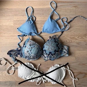 Bikinis - Den vita såld!! Den första bikinin är i storlek S, finns trosor till. Aldrig använd då den är för liten. Den andra bikinin är i storlek 80B. Finns trosor till. Denna är heller aldrig använd. 1 för 40 båda för 70 
