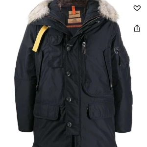 Parajumper jacka - Bra skicka  Pris kan diskuteras 