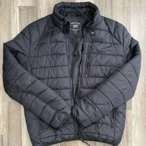 Polo jacka - Polo jacka i bra skick, storlek S-M