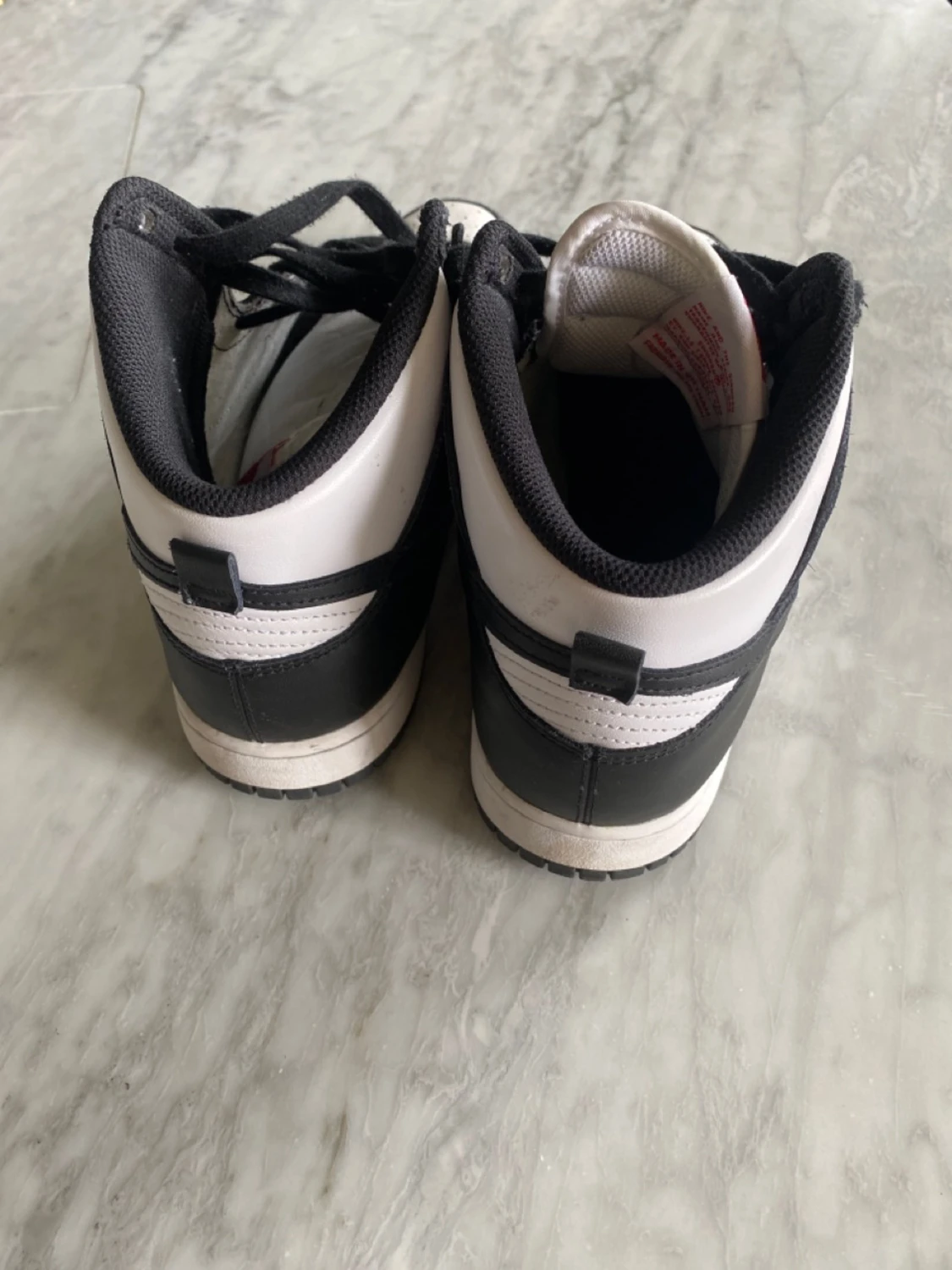 Nike Dunk SB High Pandas - 90