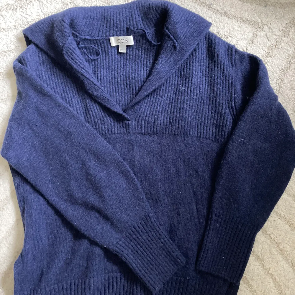 Wool jumper Size 34. Tröjor & Koftor.