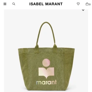 Isabel marant tote bag - Säljer min super fina och stora tote bag från Isabel marant😍köpte den för nån månad ungefär men har tyvärr inte kommit till så mycket användning. Den är väldigt praktisk då man får plats med allt man behöver, så helt enkelt den perfekta skolväskan!🙌🏾😃 