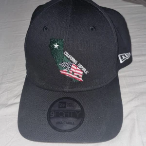 Nb keps -  CALIFORNIA keps helt nyy