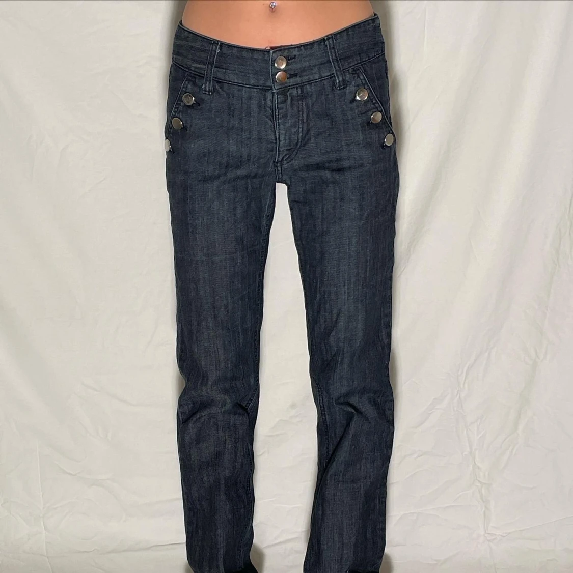 low waist jeans 