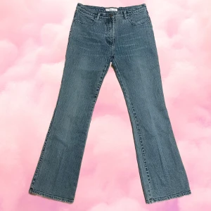 lågmidjade  - synd inte rikigt men de har vita streck jätte fint💘  41/82cm