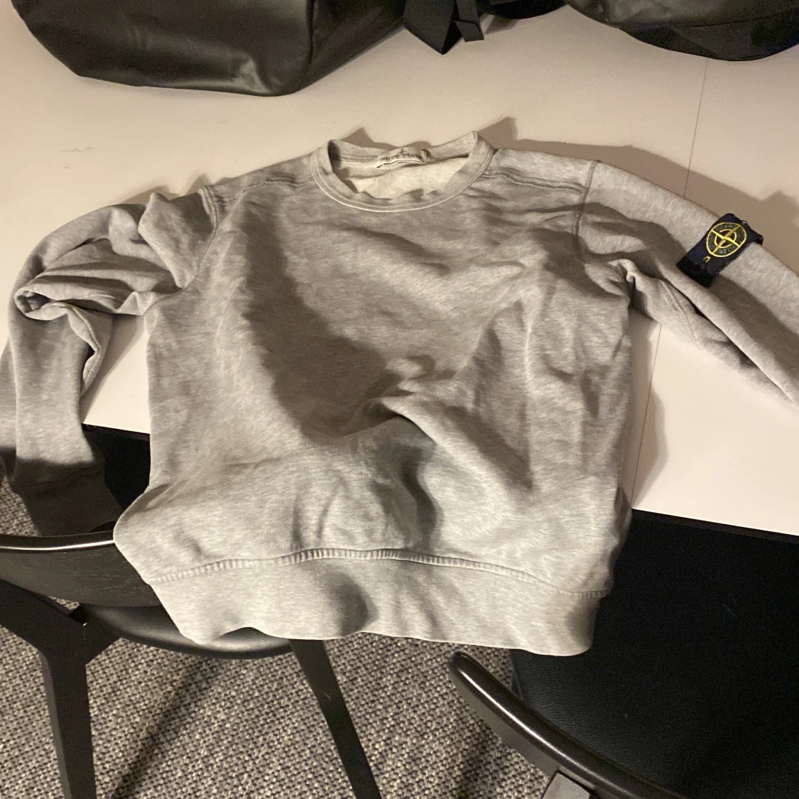Grå sweatshirt Stone Island