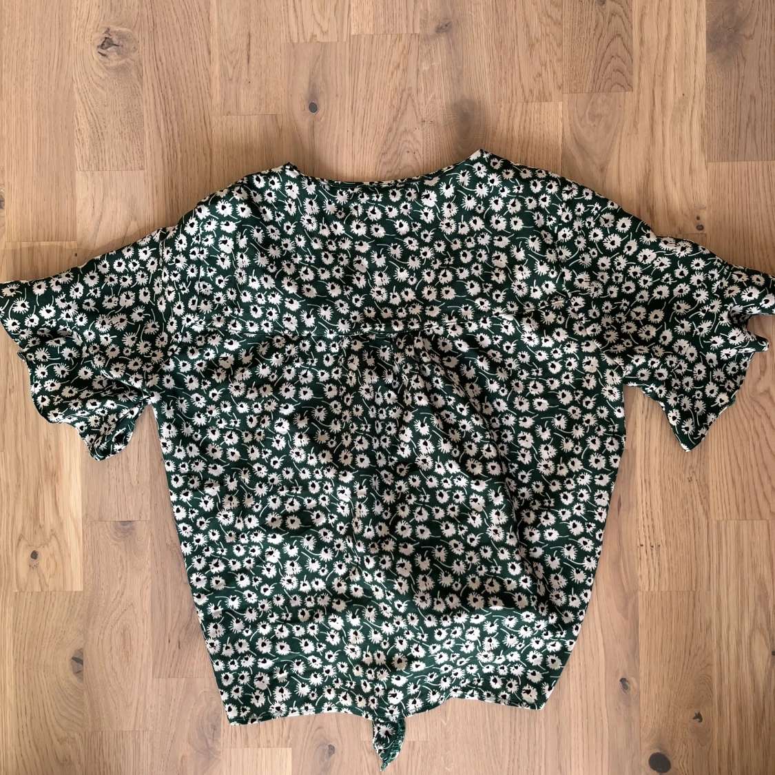 Söt knytbar blus - 90