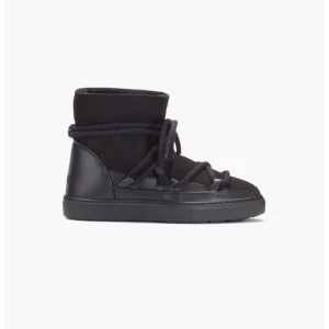 Inuikii - Säljer mina svarta Inuikii skor som praktiskt taget är oanvända! Strl 39 men är ganska små i storlek ( de är väldigt smala )! SKRIV FÖR FÖER BILDER!! INSÅG ATT BILDERNA VAR SUDDIGA