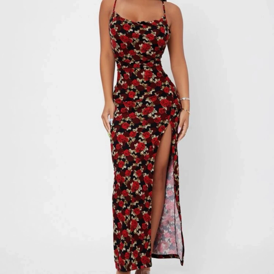 Aldrig använd, jätte fin och sexig!! Storlek Xs , men passar även S. 