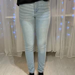 Perfect jeans från Gina Tricot Aldrig använt 
