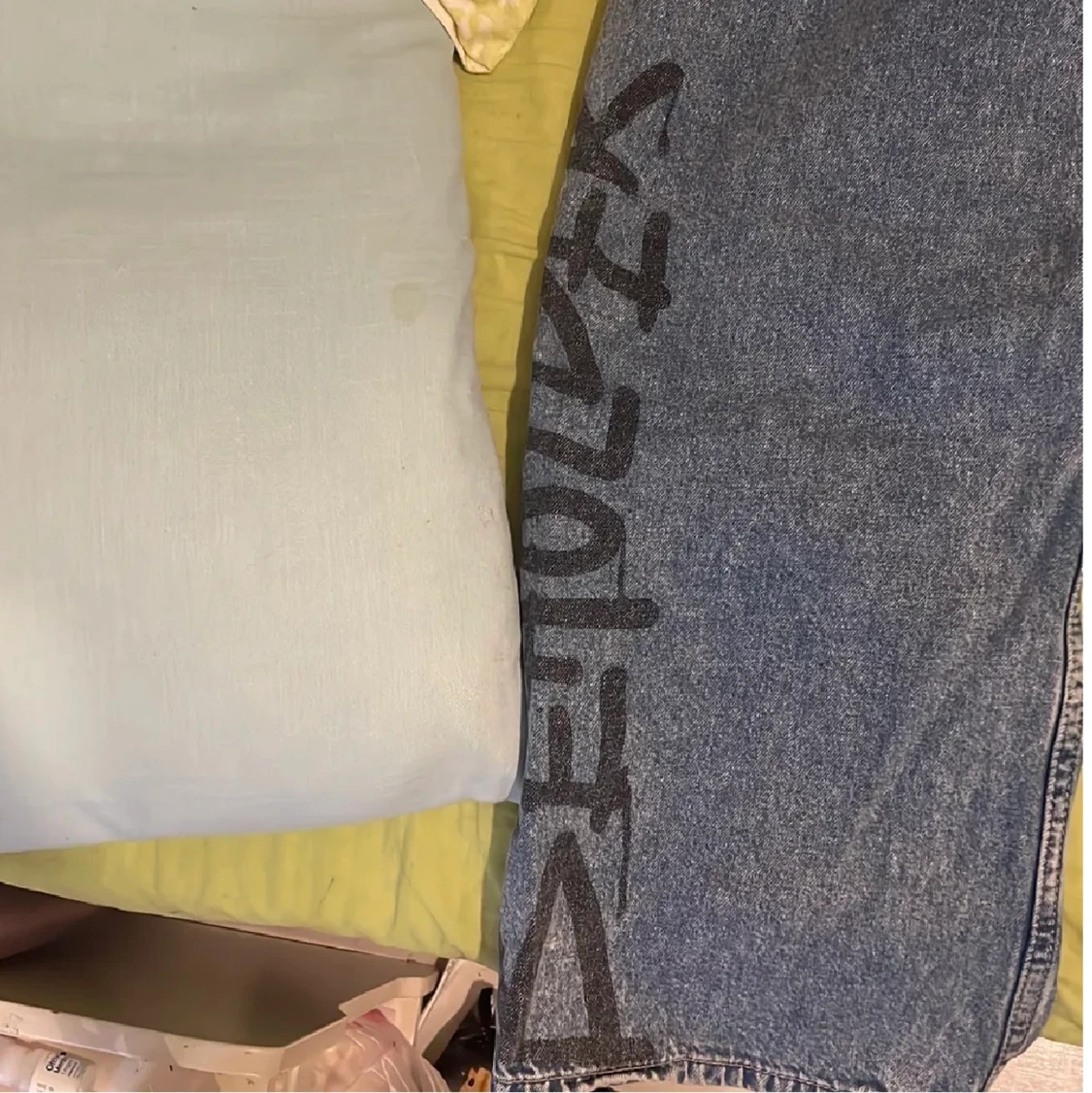 Jeans ifrån HM - 91