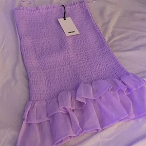 Kjol - Oanvänd kjol från bikbok, köpt förra året så finns inte kvar