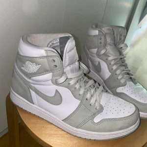 Jordans - Storlek 41 inga skador på skorna