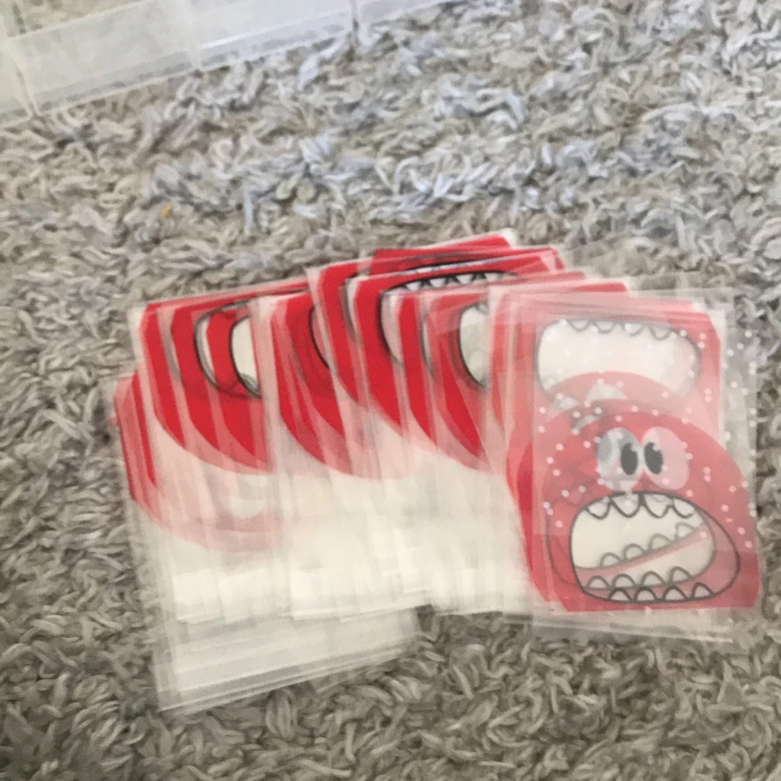 Berlocker och örhängen  - 90