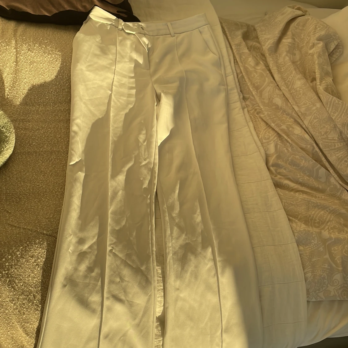 Vita kostymbyxor - 91