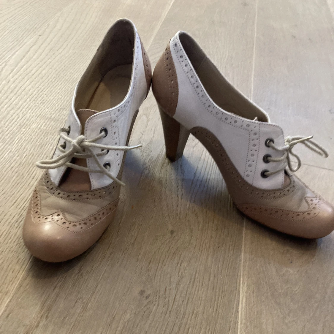 Skor i storlek 38 - 90