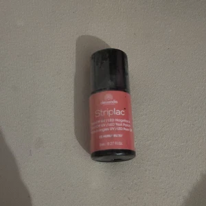 Uv lampa nagellack gel  - Detta är en helt ny nagellack gel uv lampa, den är fortfarande i plast säljet den för att tycker inte om rosa orginal pris 286kr