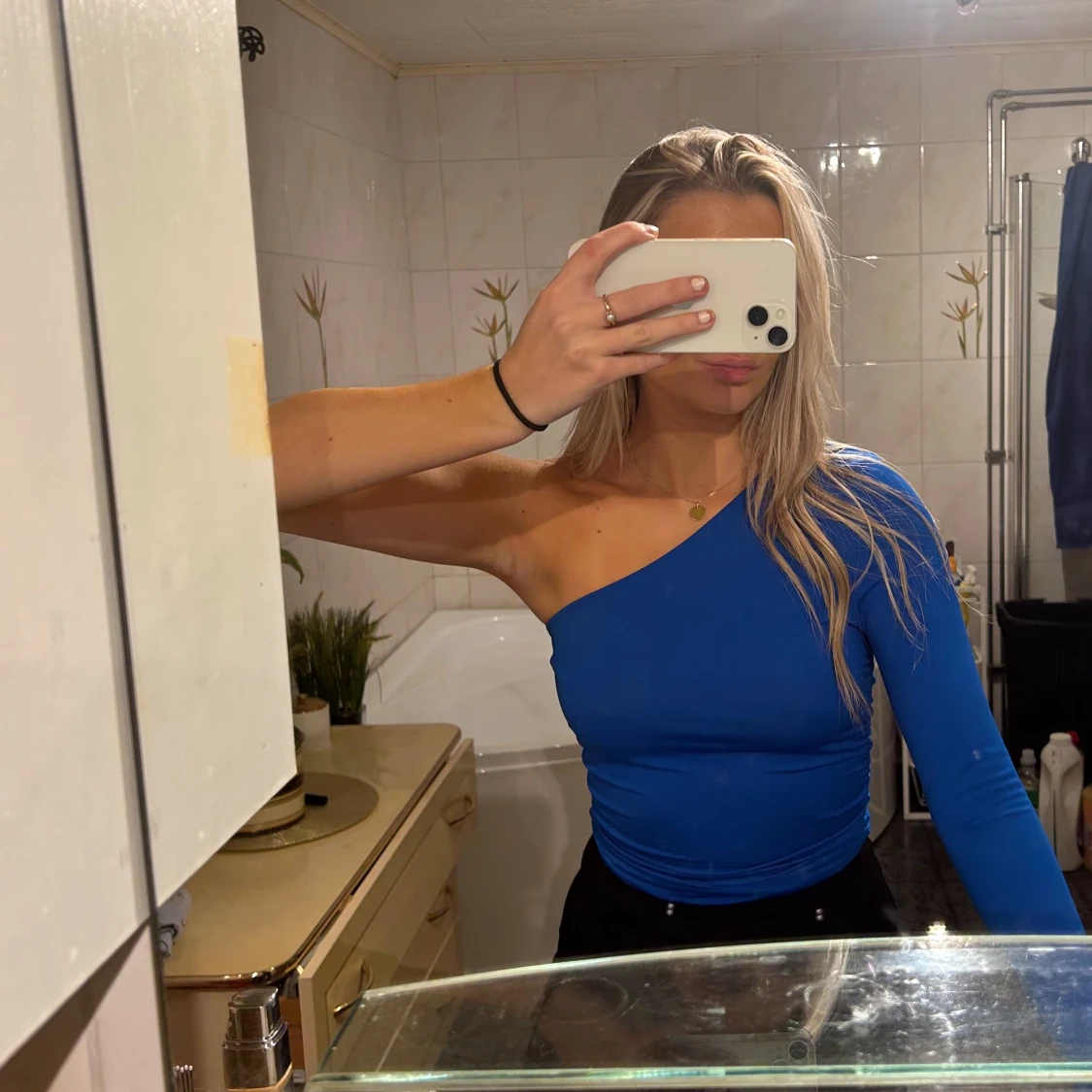 One shoulder topp - 90