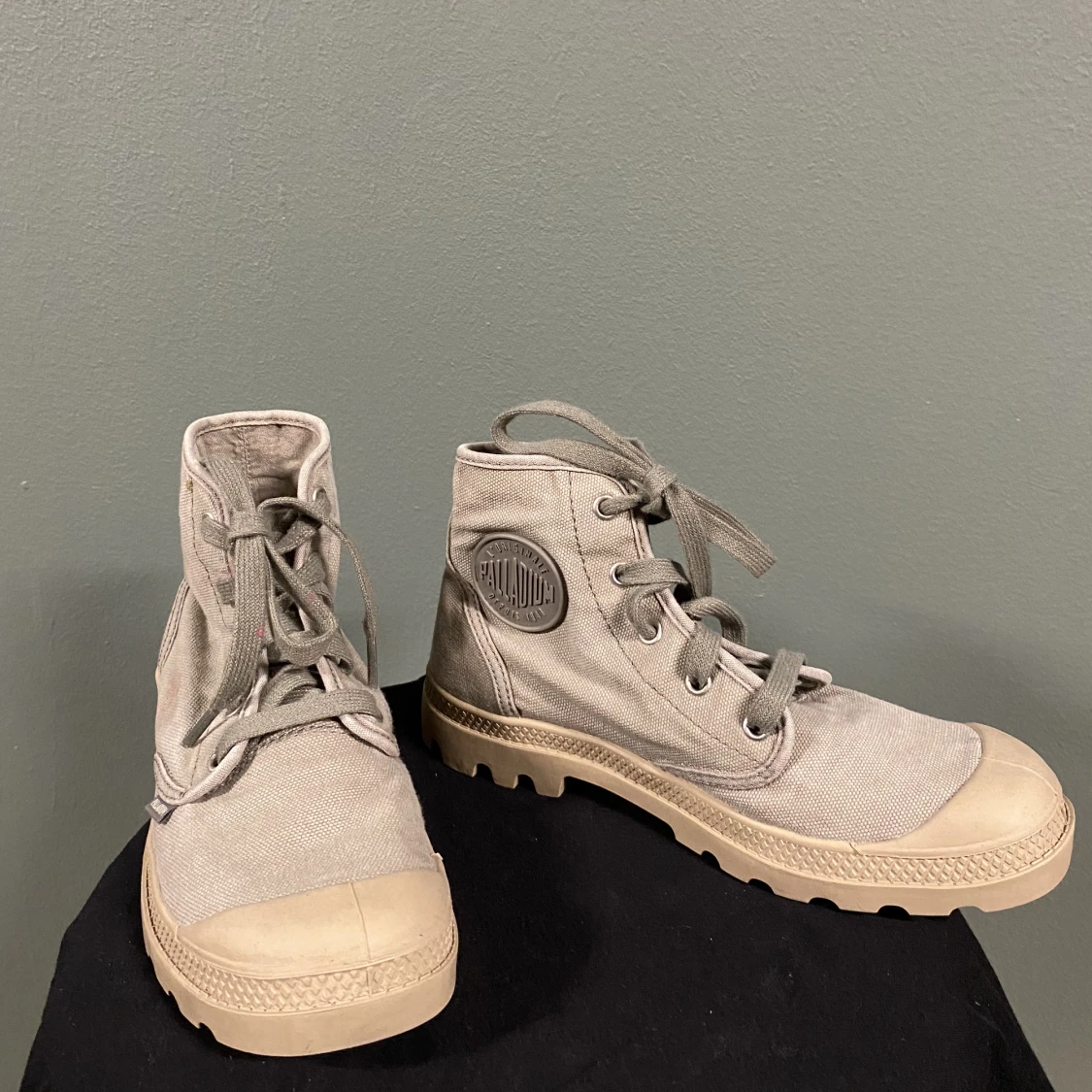 Palladium skor grå - 90