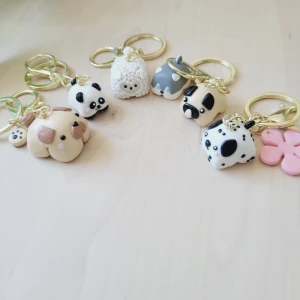 Handgjord, polymerlera nyckelring.  - Handgjord, polymerlera nyckelring. Olika modeller, välj din favorit 😊 