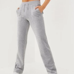 Juicy couture byxor XXS - Gråa juicy couture byxor i storlek xxs