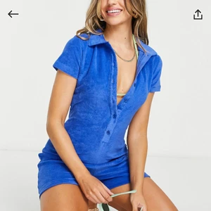 Playsuit  - Så cool playsuit från new girl order. Jättejätte skön och mysig men också så snygg!!