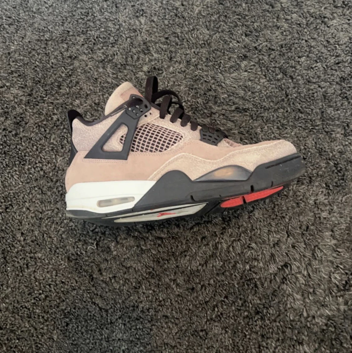 Jordan 4 Taupe Haze  - 91