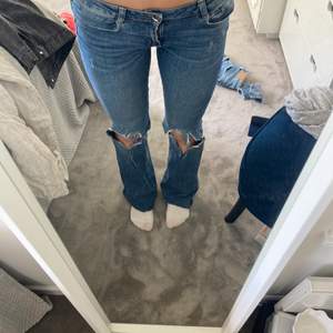 Lågmidjade jeans från zara i storlek 36❤️inga defekter, jag är 168, frakt 55kr