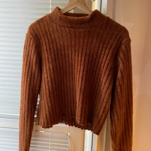 Kofta  - Som ny  #kofta #brun #mjuk