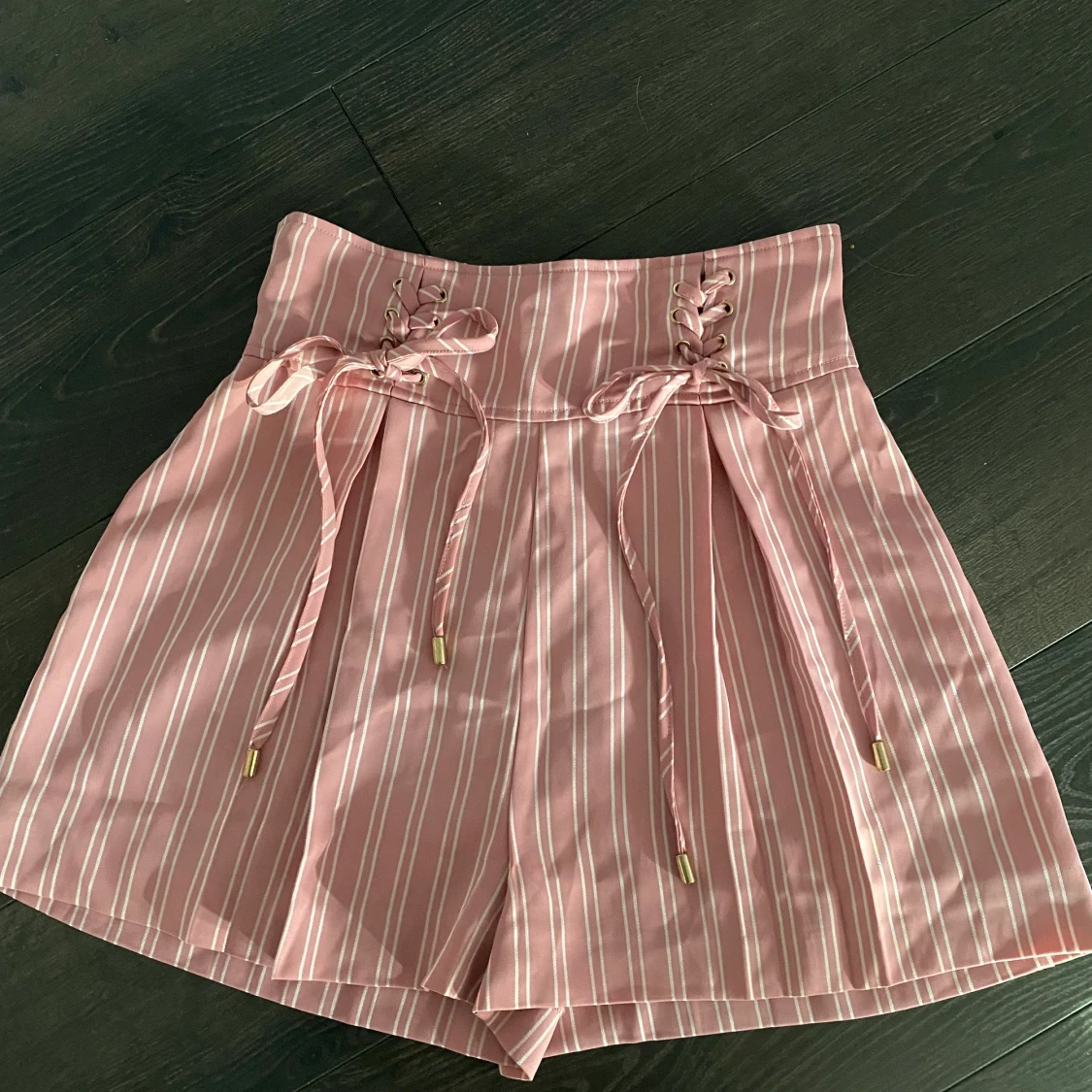 Höjmidjade shorts 