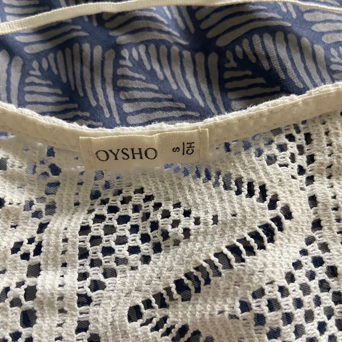 Söt, vit kofta - 90