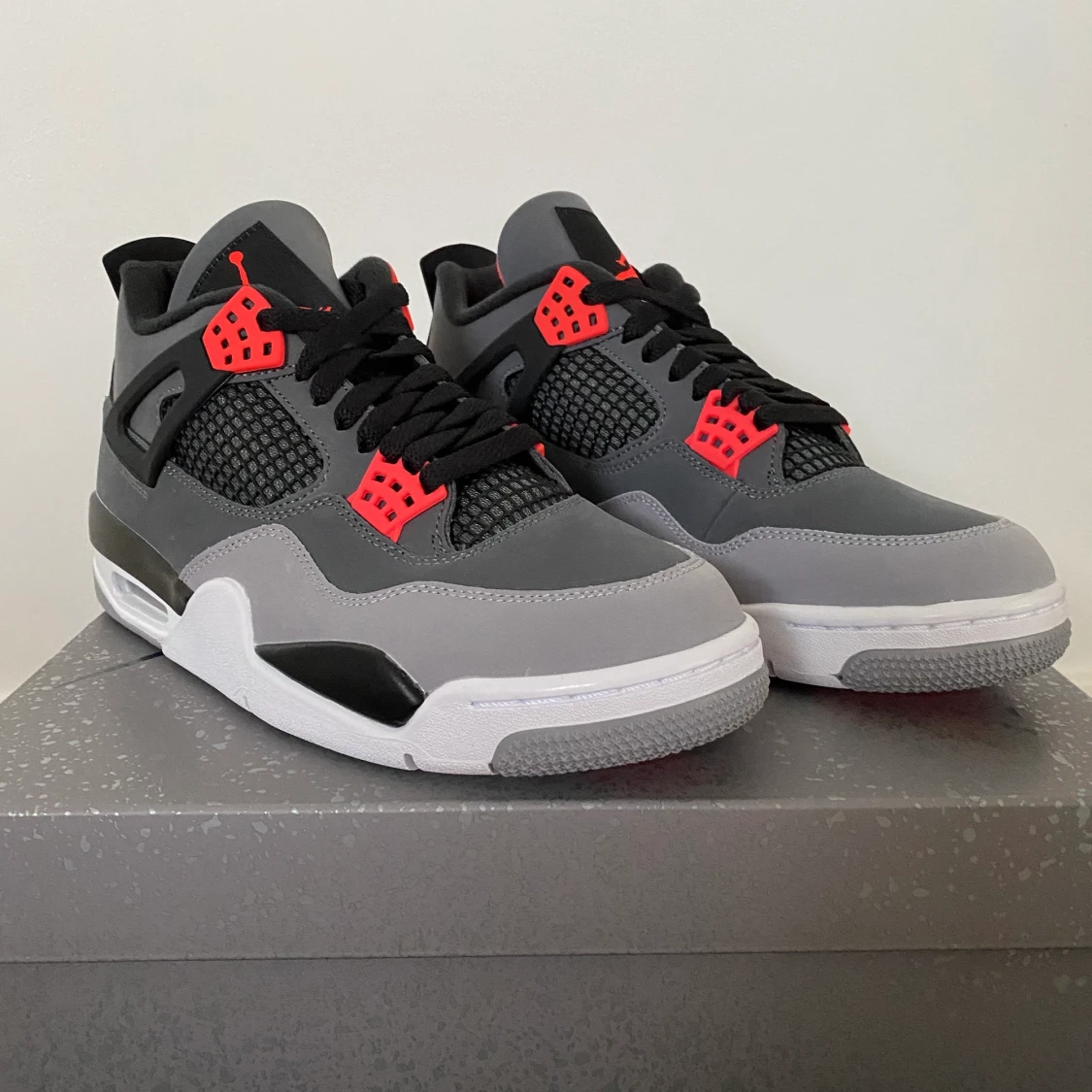 Jordan 4 infrared