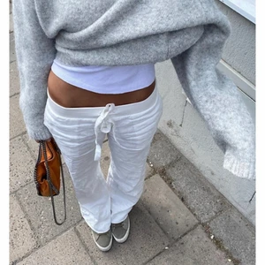 Linne byxor - Linne byxor i xs fårn lova Widerbergs kollektion💗💗💗 oanvända och i sin ordinarie förpackning.