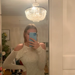 Hollister tröja  - Vitt tröja från Hollister, bra kvalite. storlek small