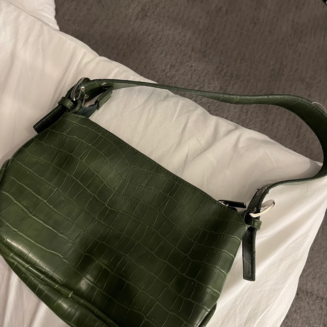 Grön väska  - 91