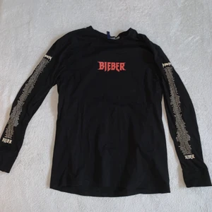 Justin Bieber långärmad tröja - Justin Bieber merch från H&M, STRL: M (från mansavdelningem) (frakt: 45)