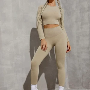 Tränings Sett - Ribbat tränings sett super fint endast testat. 