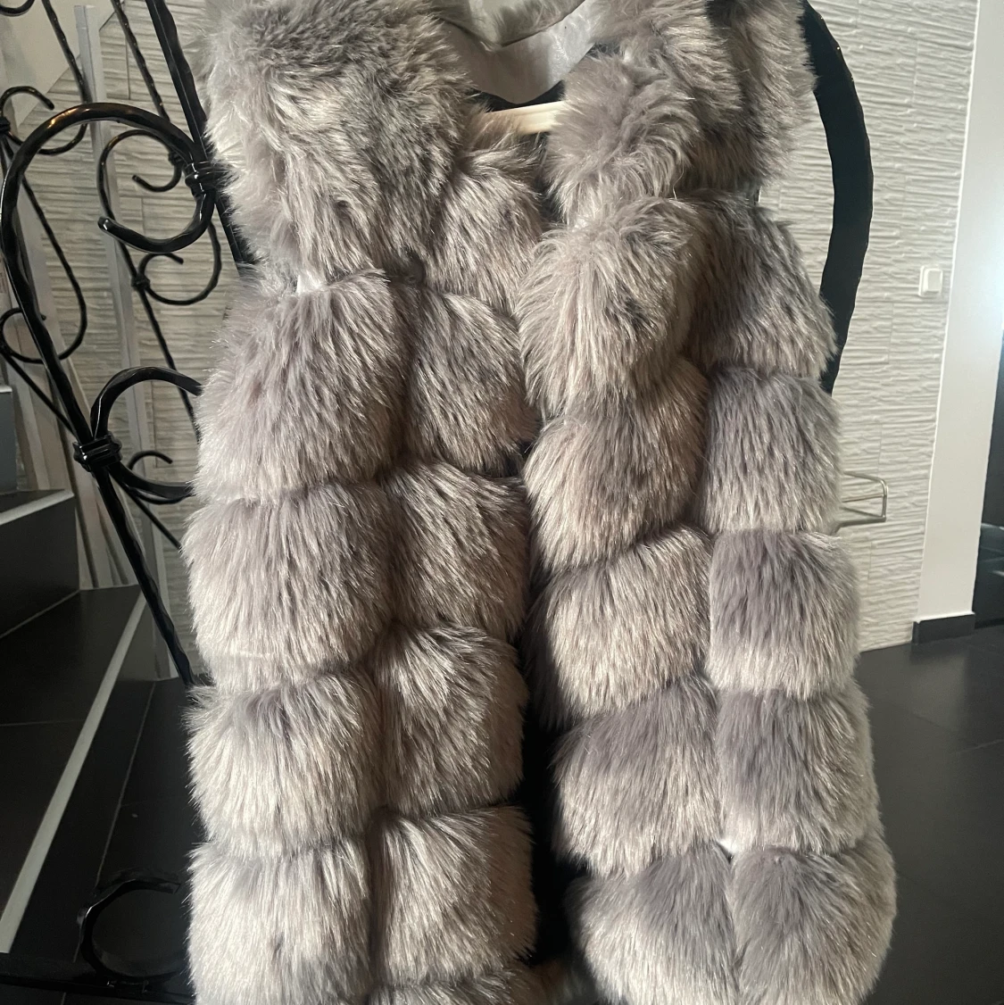 Pälsväst med fake päls