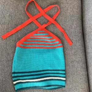 Korstopp  - Topp ifrån zara💕 använd 3 gg!! 