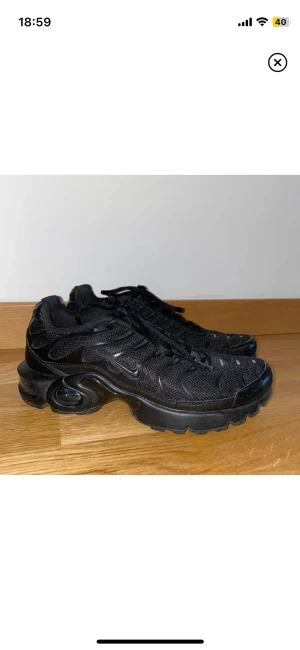 Nike air skor - Svarta superfeta nice air storlek 39!