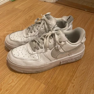 Nike skor - Säljer mina Nike skor från somras. Ordinarie pris:1349. Pris kan diskuteras 