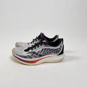 Saucony  - Saucony snabba spring skor ! Grymma men lite för mjuka för min smak