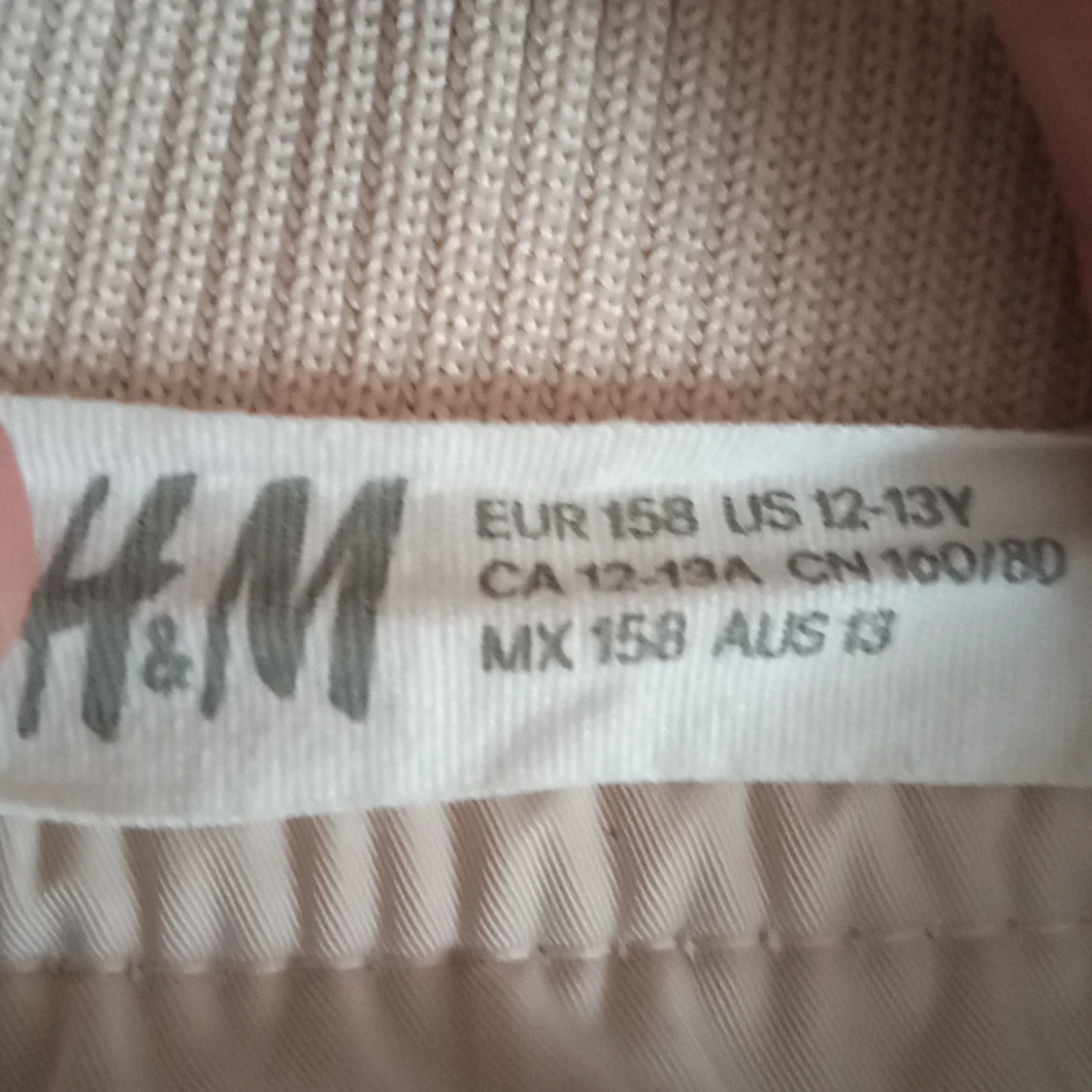 Ariana Grande jacka  - 91