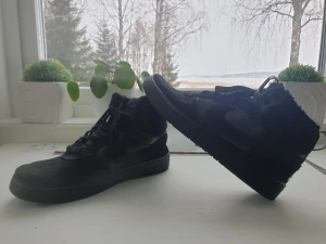 Fodrade Nike sneakers i mocca st 40 - Fina skor i st 40  Går att frakta