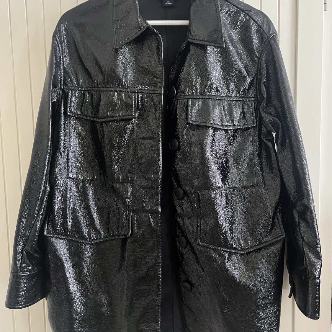 Lackjacka frÄn Monki