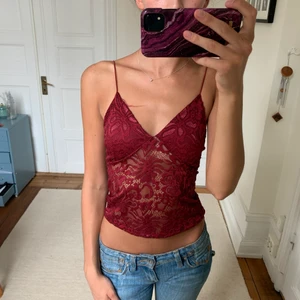 Top - Sexig😏 topp som ja köpte på plick men aldrig använt. Storlek xs och true to size
