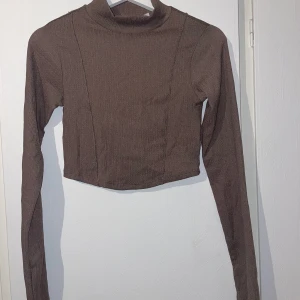 Topp från NA-KD - Aldrig använd topp från NA-KD