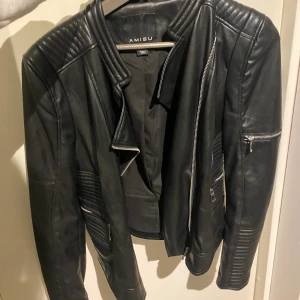 Skinnjacka - Skinnjacka i fint skick. 