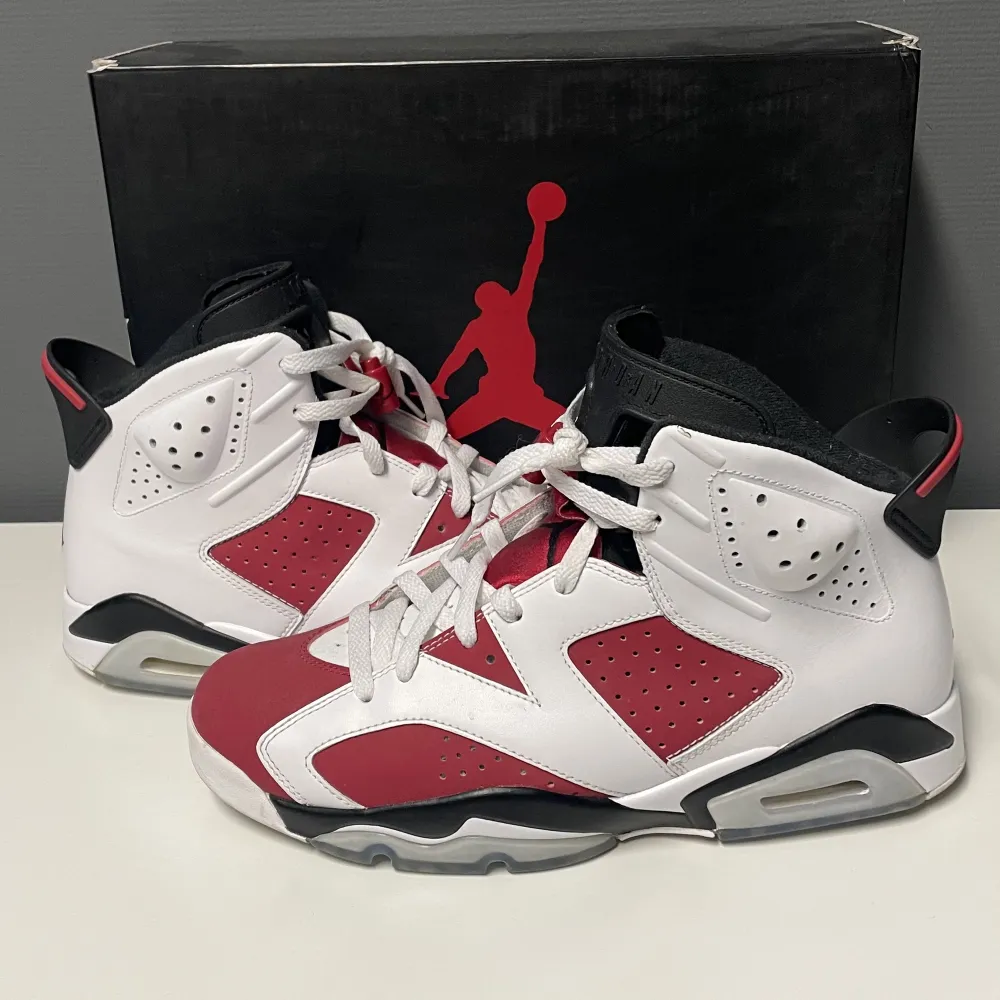 Air Jordan 6 ”Carmines” Använda max 10 gånger Kvitto o låda ingår. Skor.