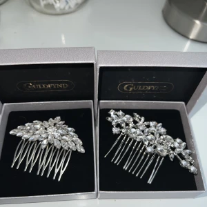 Hår accessoarer  - Två smycken till fina håruppsättningar, hade ena på min studentbal. Jättefina att pumpa upp frisyren med!💞